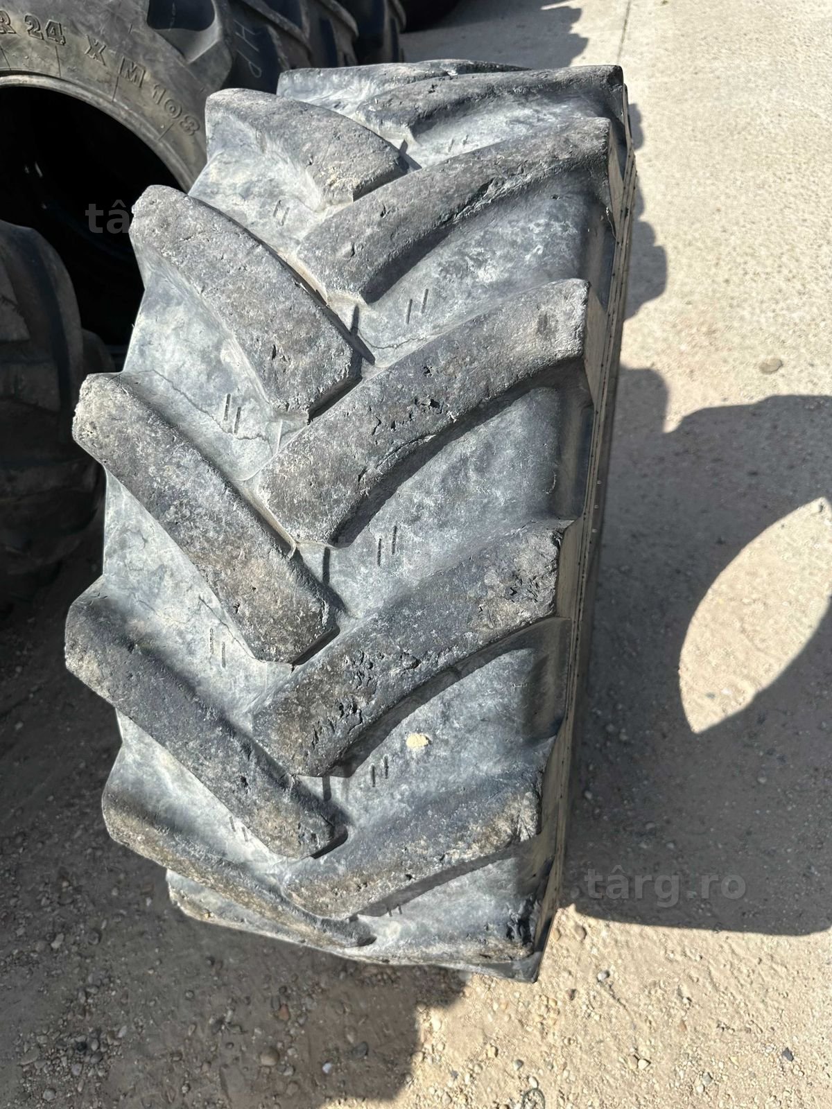 Cauciucuri 405/70 R24 2