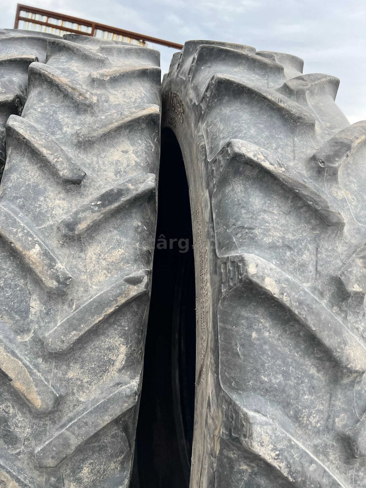 Anvelope sh 11.2 R48 BKT 5