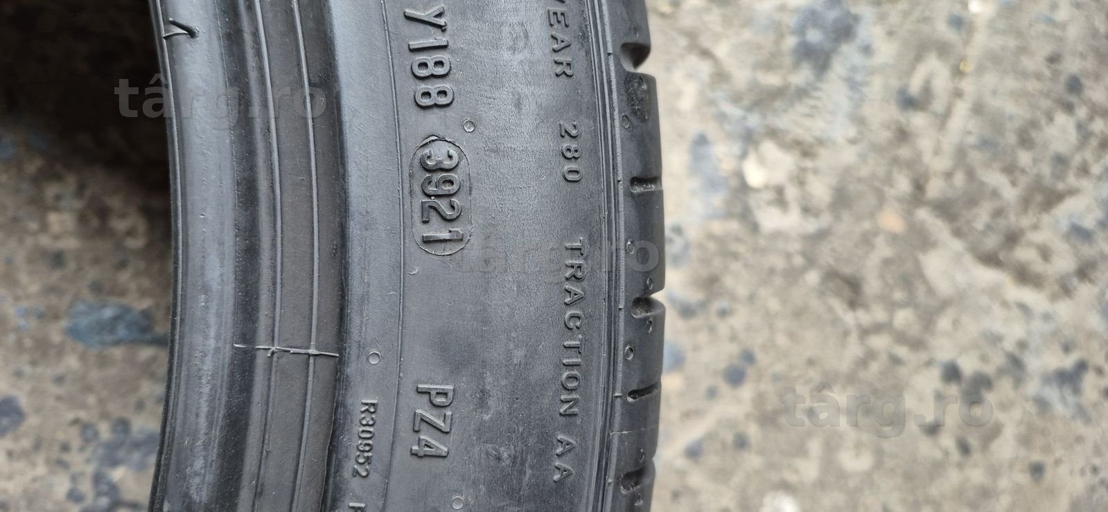 4 anvelope vara Pirelli 275/40/20.Pretul este pe bucata. 7