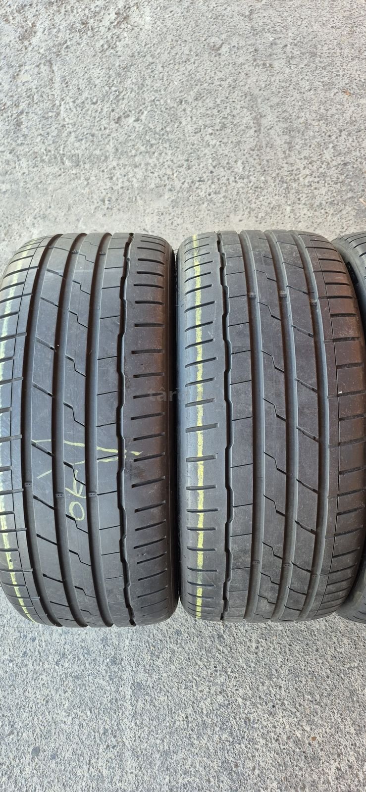 4 anvelope vara Hankook 235/40/19,dot 2023.Pretul este pe bucata. 2