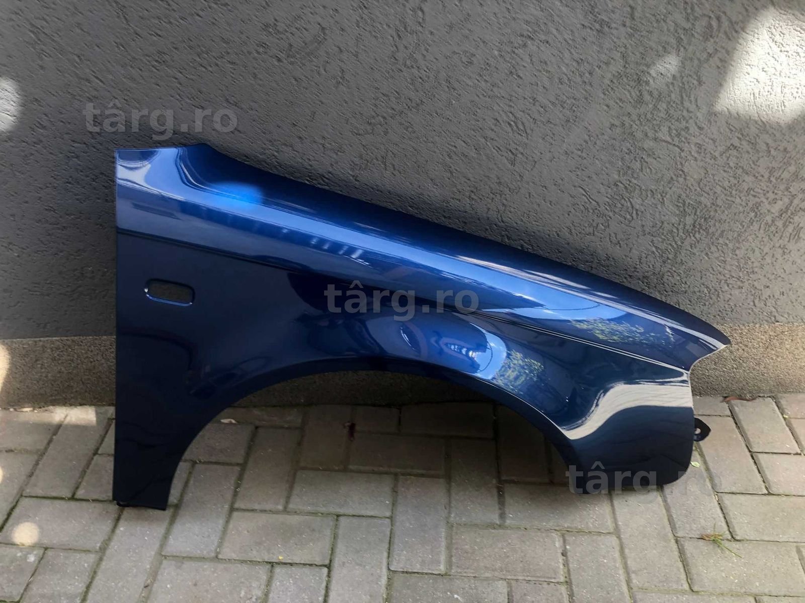 Aripa Fata Dreapta Audi A4 B7 An 2004-2007 Vopsita Albastru