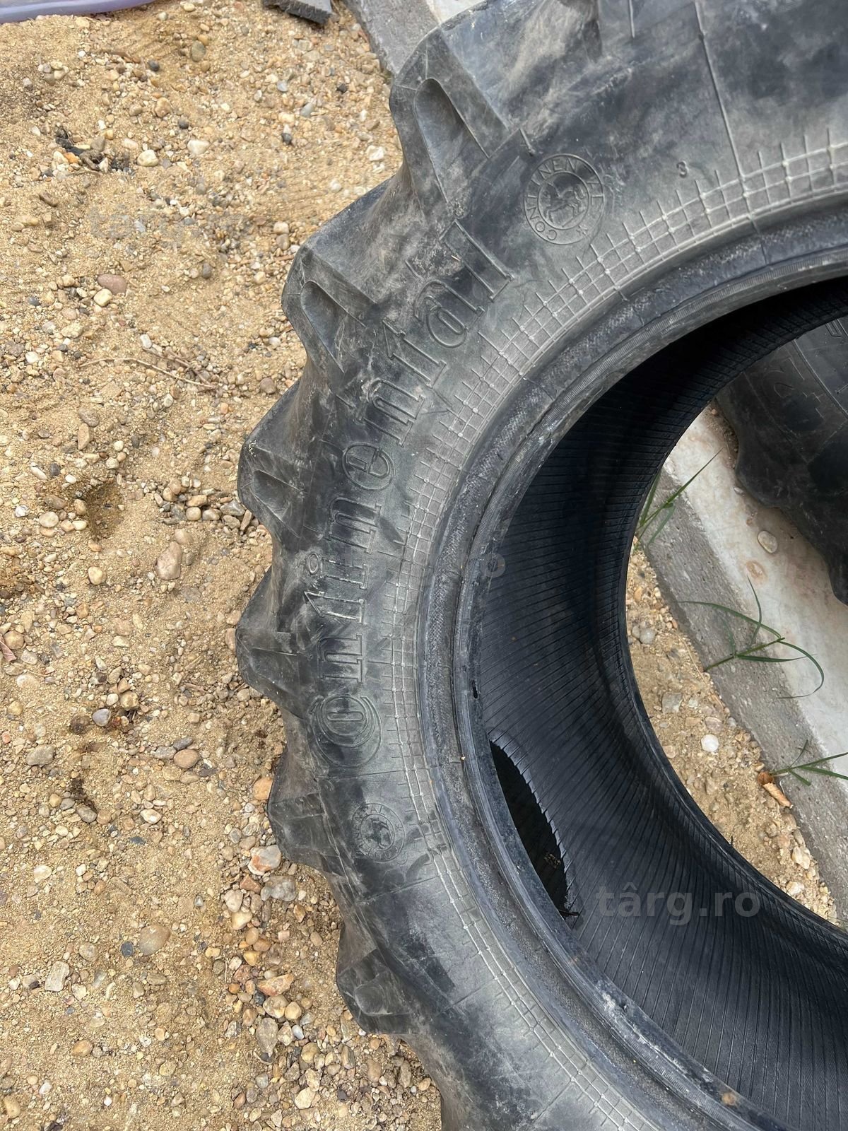 Cauciuc 12.5 r20 Continental 3