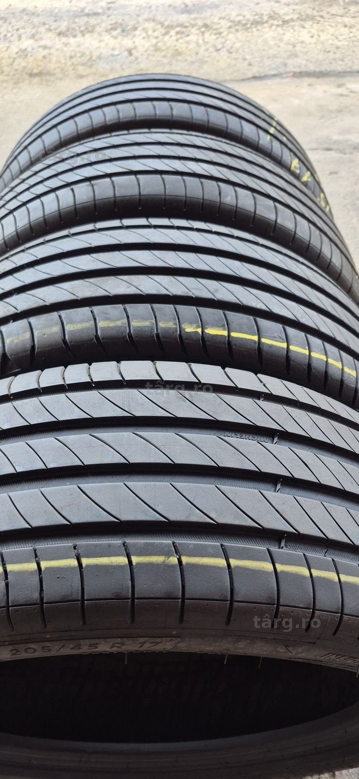 4 anvelope vara Michelin 205/45/17,dot 2020.Pretul este pe bucata. 4