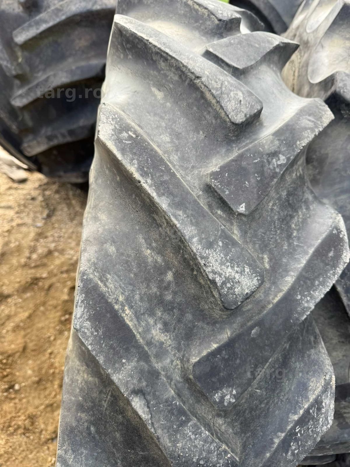 Cauciuc 12.4 R32 Goodyear