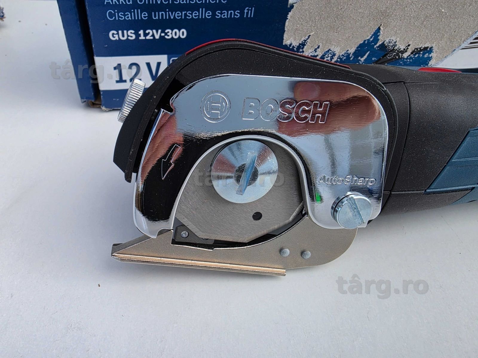 BOSCH GUS 12V-300 (SOLO) Foarfecă universală 2