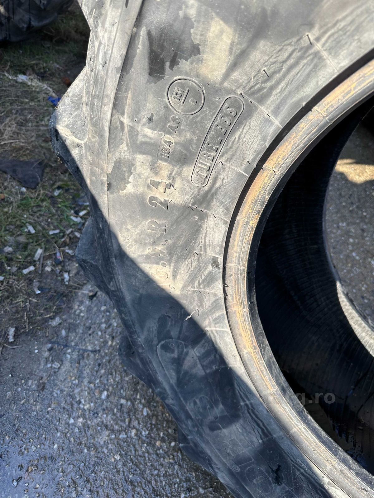 16,9 R24  Semperit 2