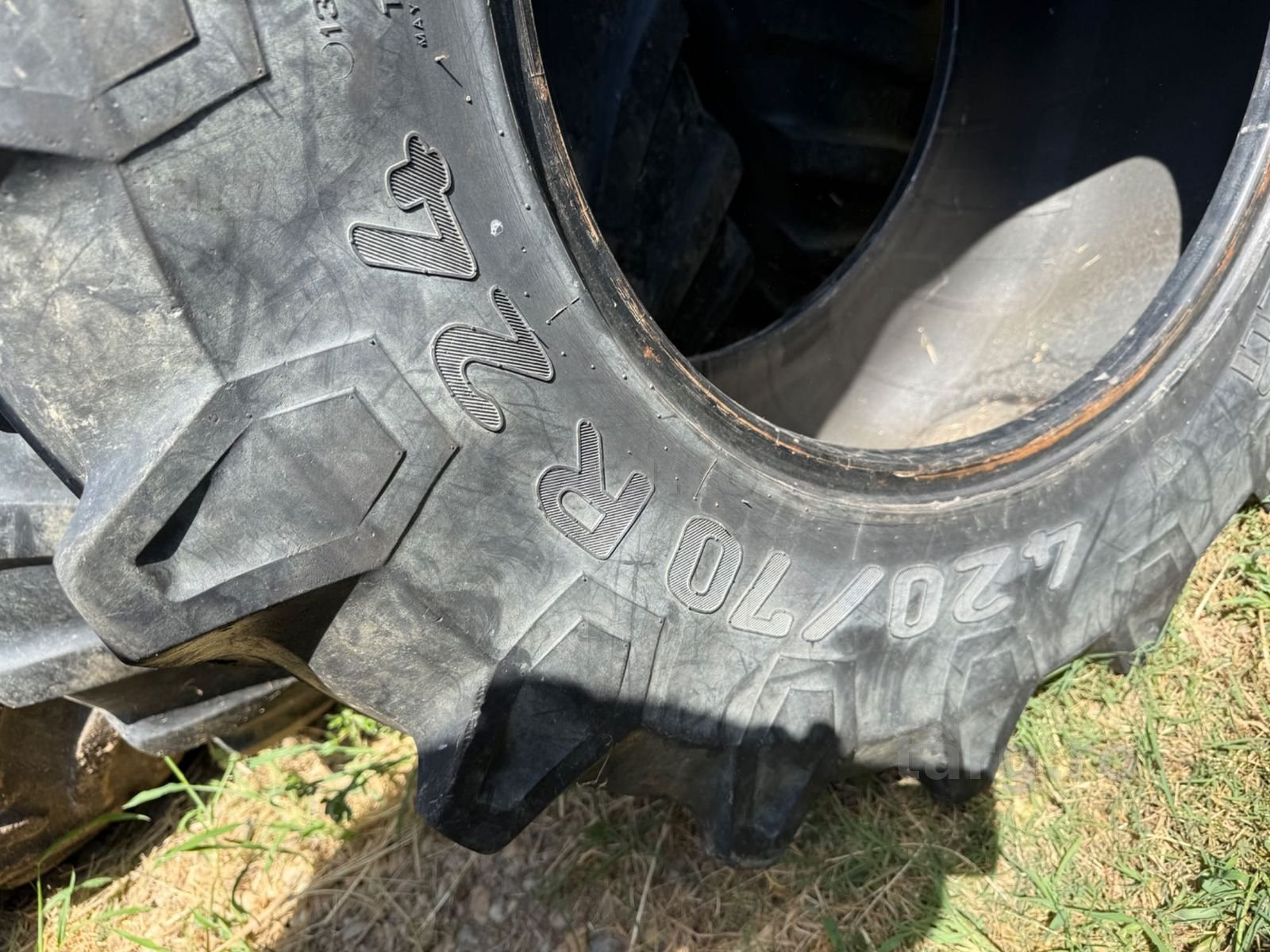 420/70r24 pirelli 5
