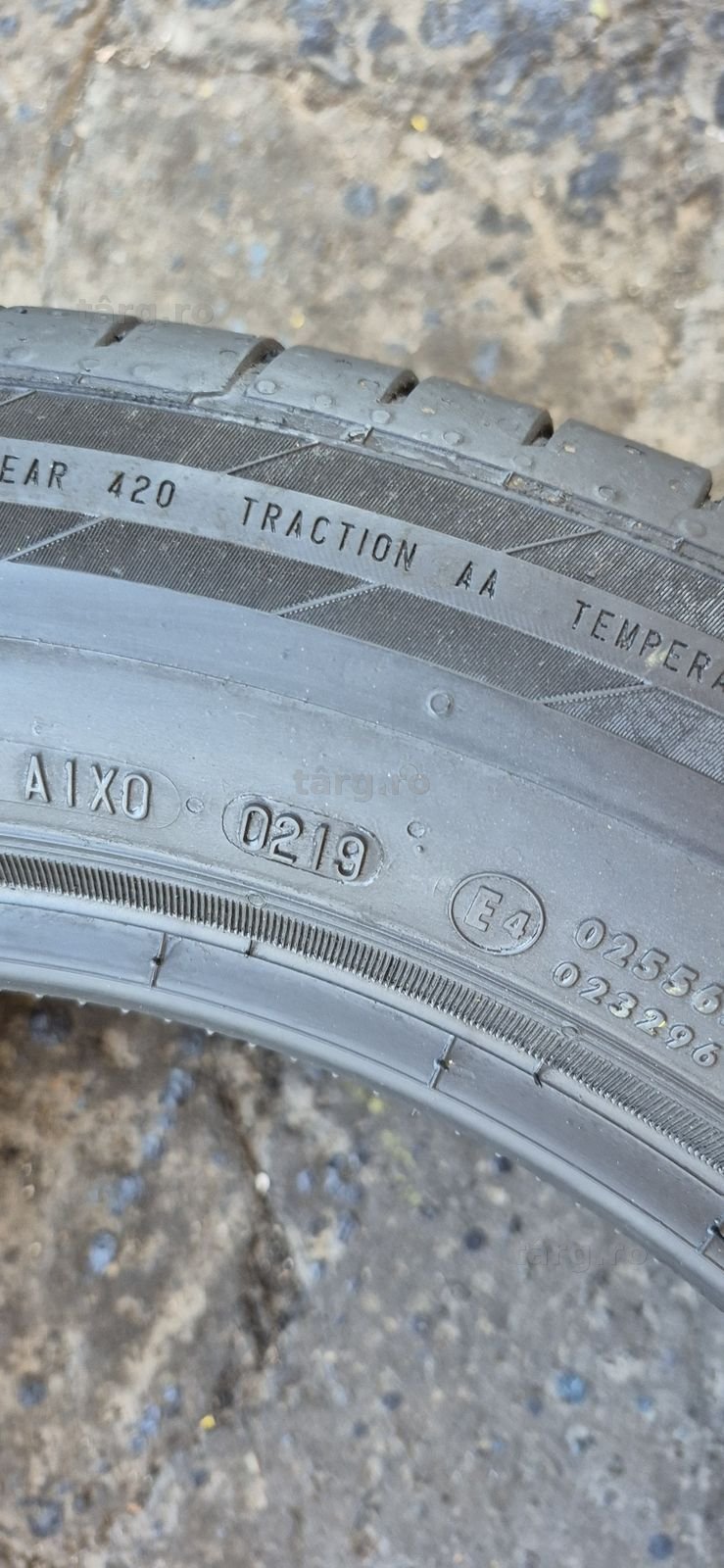 2 anvelope vara runflat ca noi Continental 235/50/18.Pretul este pe bucata. 6