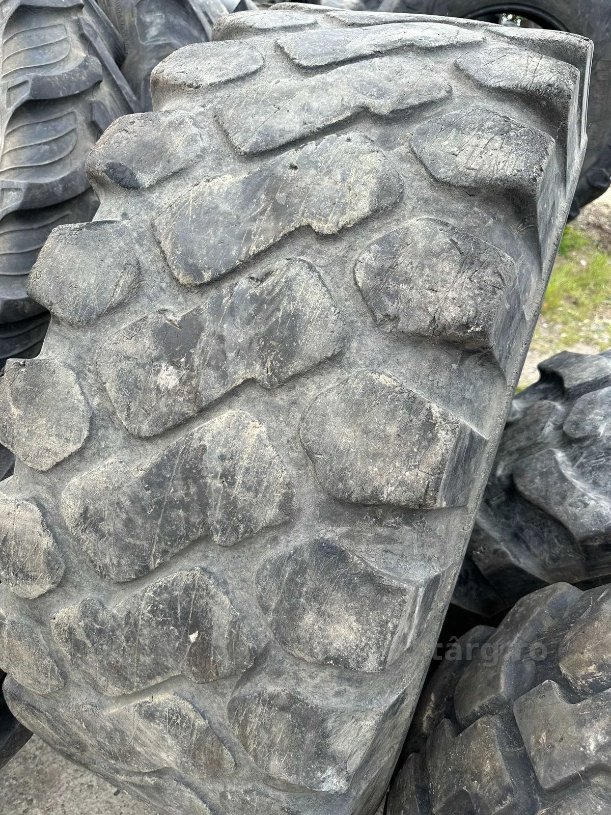 Cauciuc 17.5 R25 4