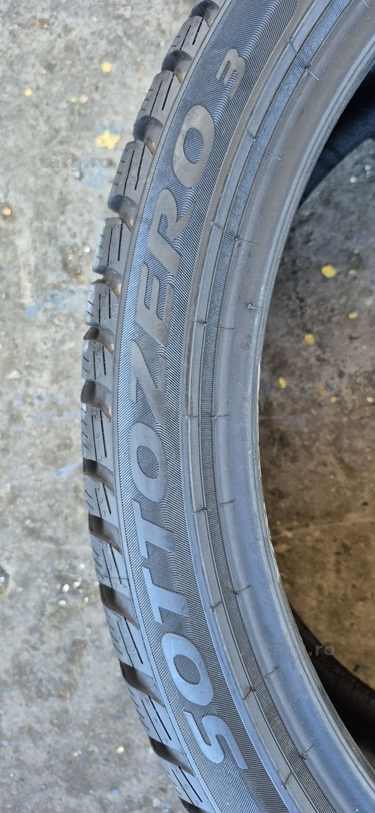4 anvelope iarna noi  Pirelli,255/35/21,dot 2022.Pretul este pe bucata 5