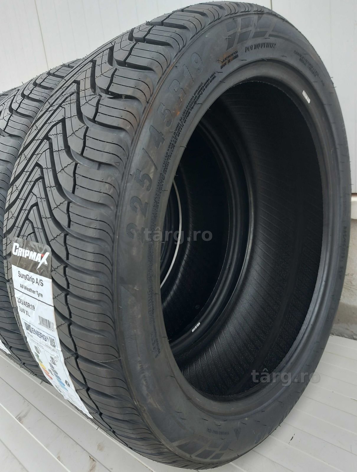 225/45 R19, 96W XL, GRIPMAX Suregrip A/S, Anvelope mixte M+S 3