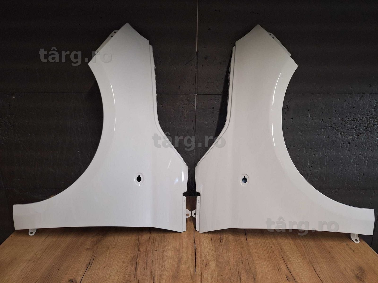 Aripa Fata Dreapta & Stanga Fiat 500 An 2007-2015 (i249 (Alb))