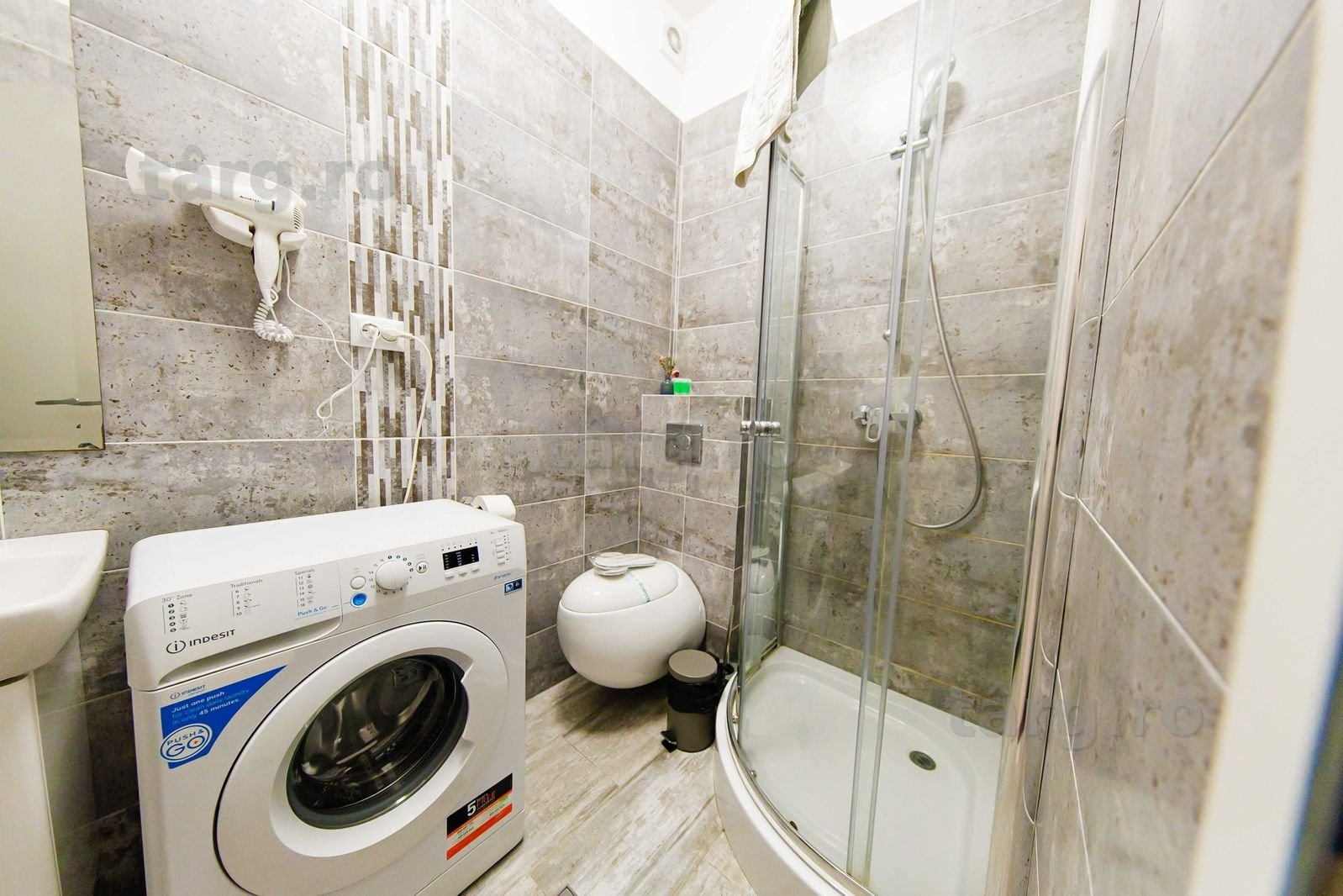 IS Cazare Apartamente 1-2-3 Cam Regim Hotelier Centru Aeroport Palas 7