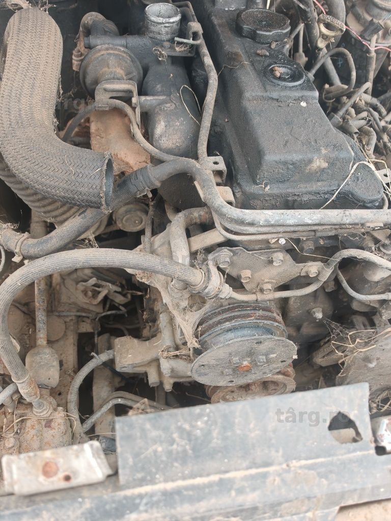 Motor mitsubishi pajero 2.8