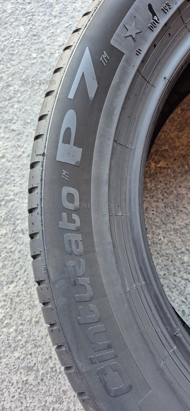4 anvelope vara Pirelli 245/50/19.Pretul este pe bucata. 6