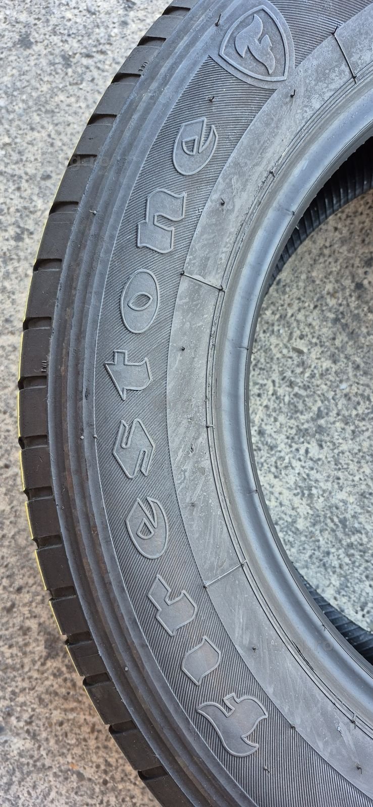 4 anvelope vara Firestone 235/60/16.Pretul este pe bucata. 5