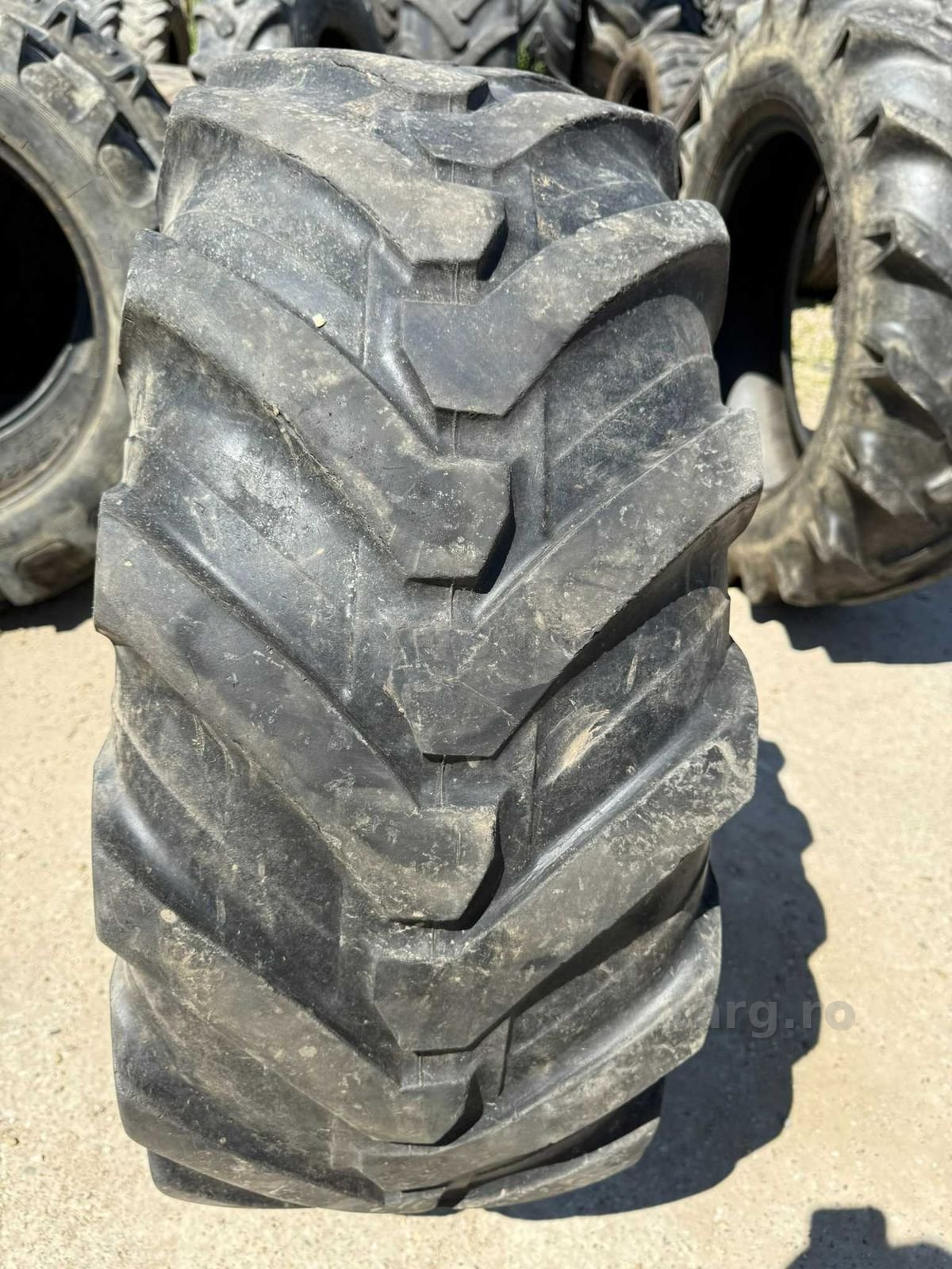 Cauciuc 12.5/80 R18