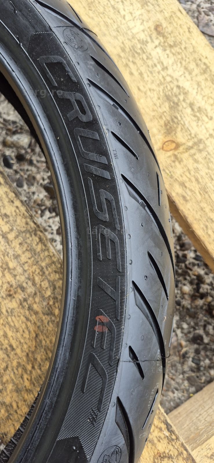 O anvelopa moto fata noua Metzeler 120/70 ZR19M/C,dot 2019. 5