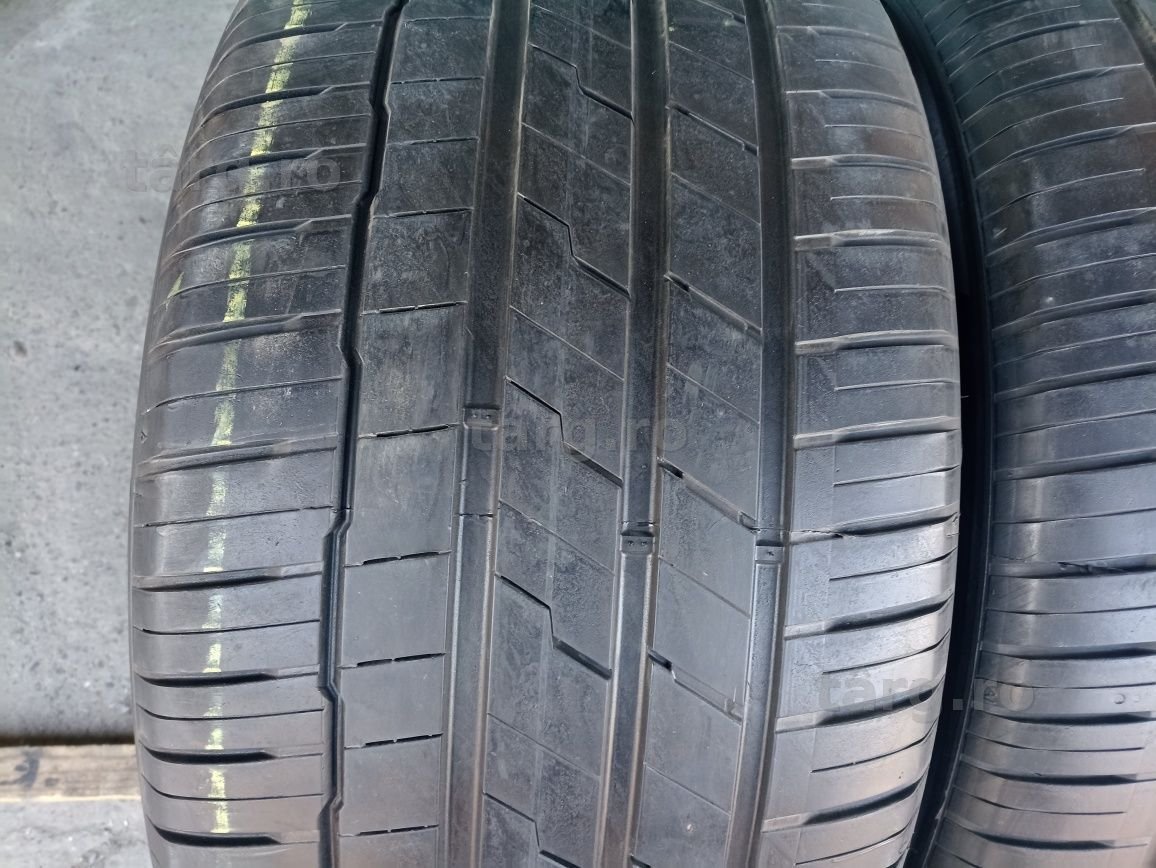 2 anvelope RunFlat de vara Hankook 305/40 R20 dot 2520 2