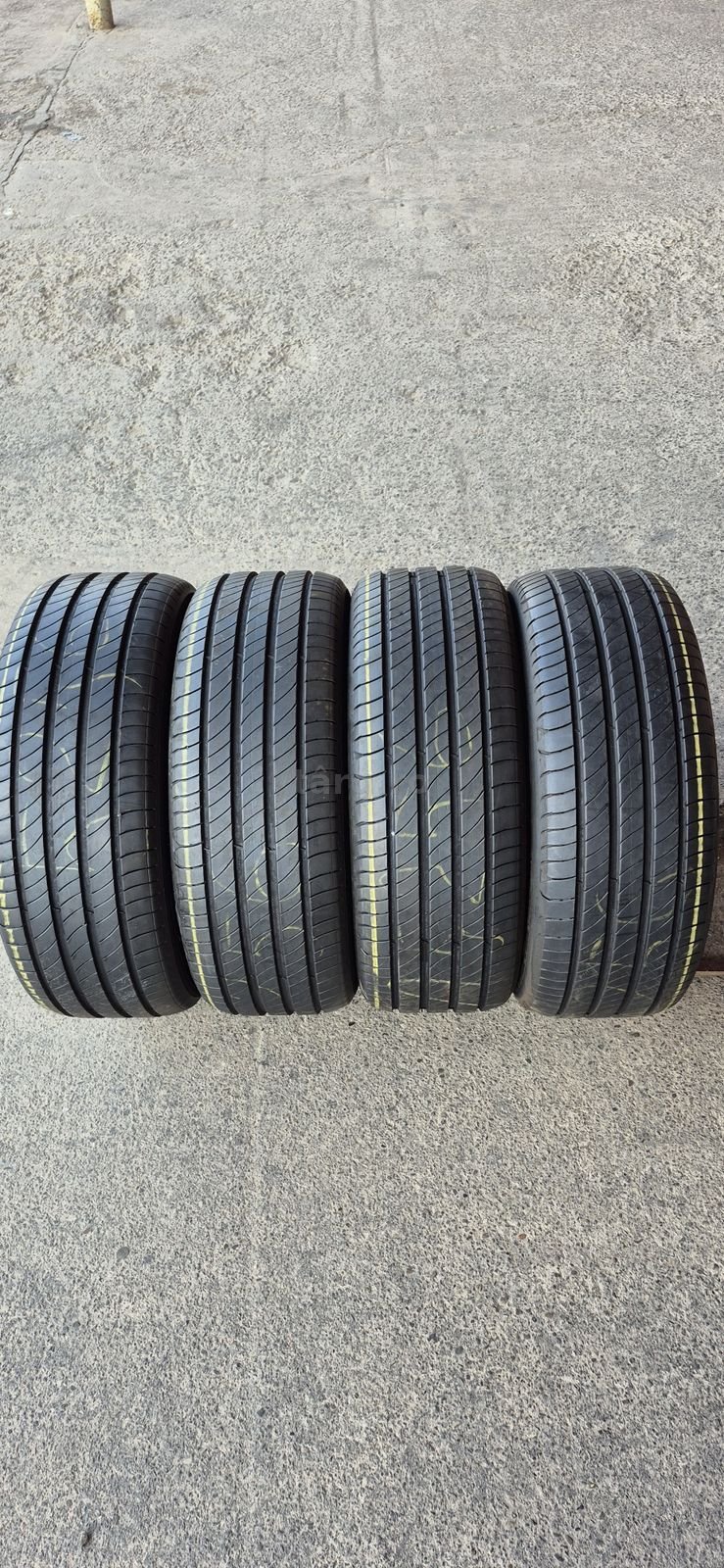 4anvelope vara ca noi Michelin 215/45/17,dot 2021.Pret/bucata.