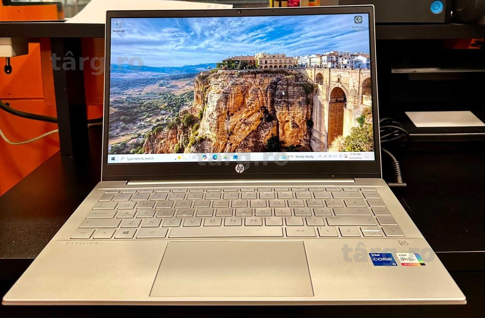 Hope Amanet P5 , Laptop Hp Pavilion 14-DV0XXX , i5 - 1135G7 2.40 GHz , 8GB DDR4 , 256GB SSD - GARANTIE