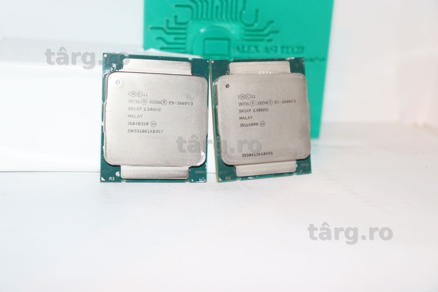 2 x Procesor Intel Xeon E5-2680 V3 12 Cores/ 24 Th 2.5/3.3GHz