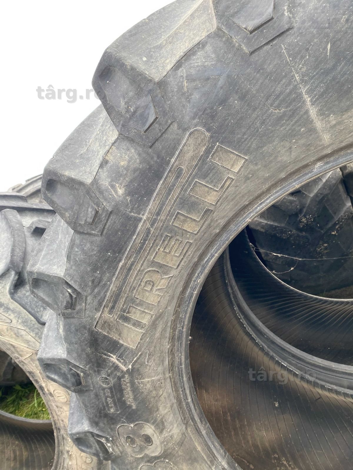 Cauciucuri agricole 650.65 R38 Pirelli 3