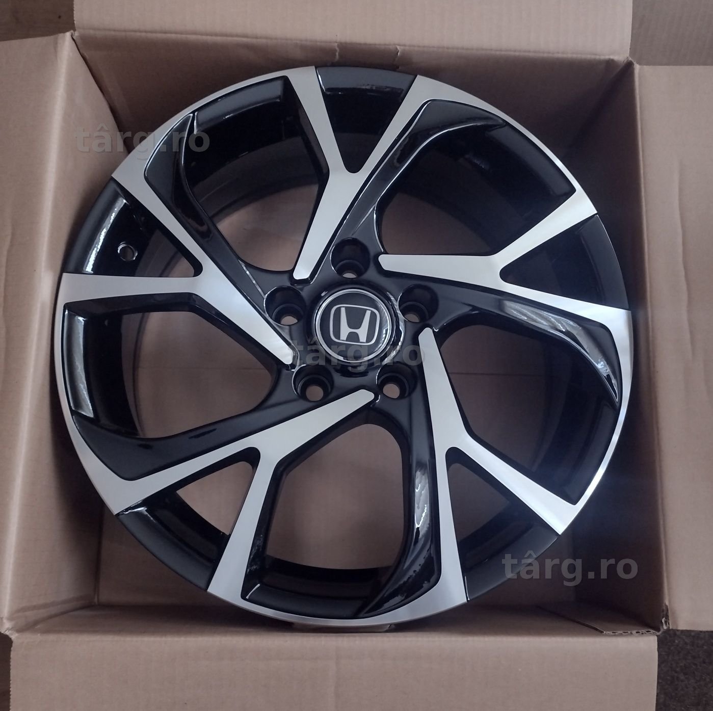 Jante bicolore Honda pe R17