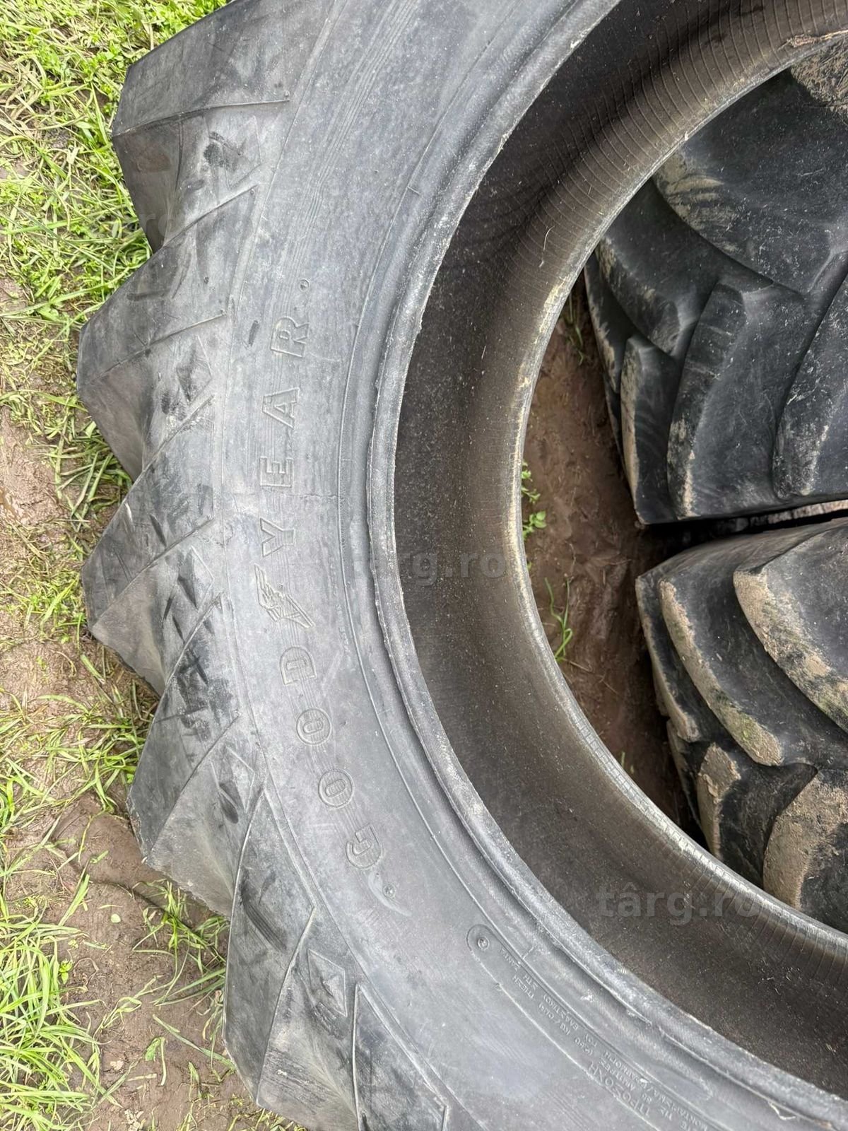 Cauciuc 16.9 R28 Goodyear 3