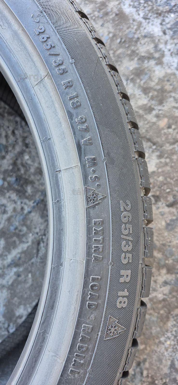 4 anvelope iarna Continental,fata 235/40/18,spate 265/35/18.Pret/buc. 8