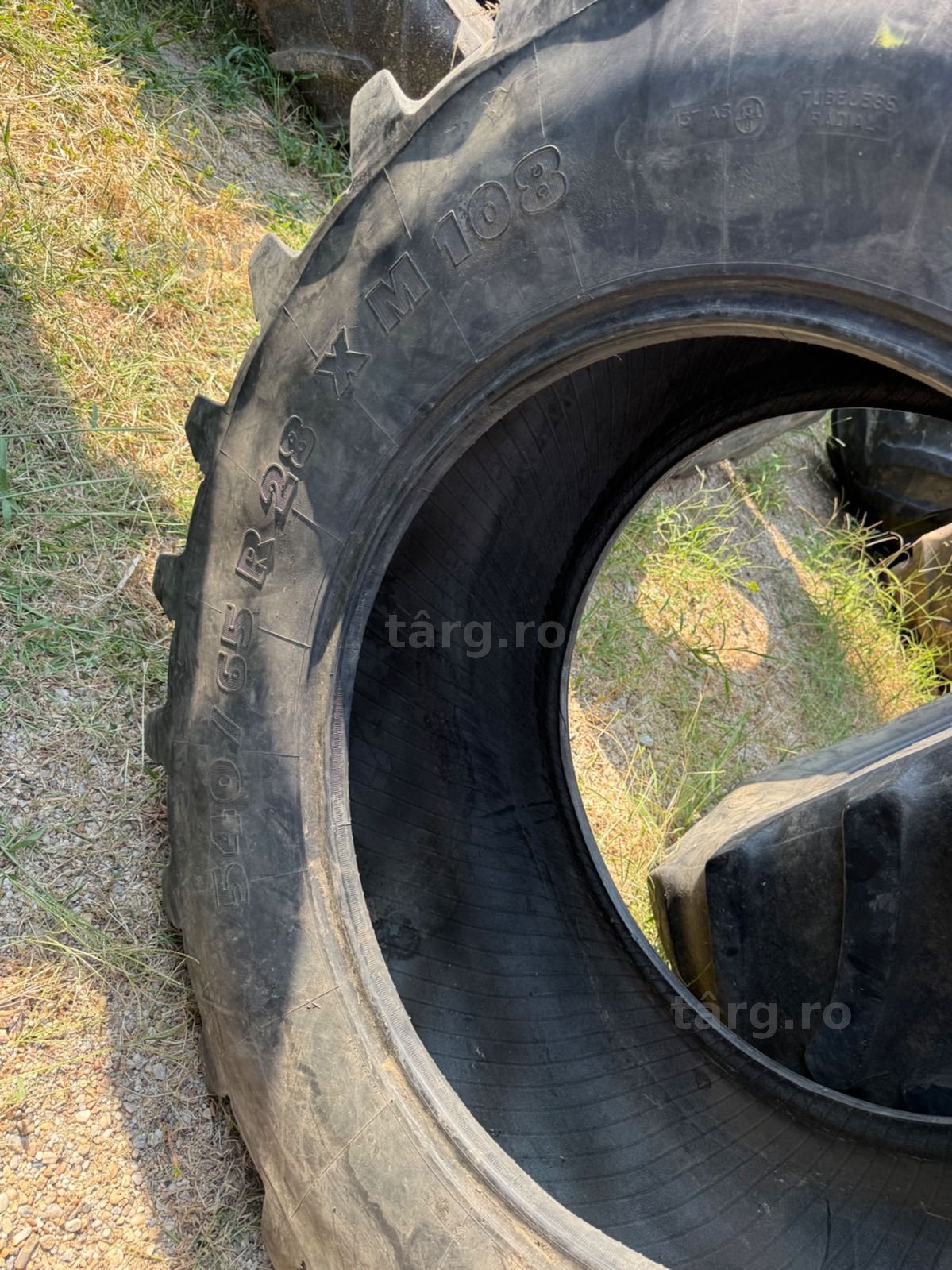 540/65r28 michelin 8
