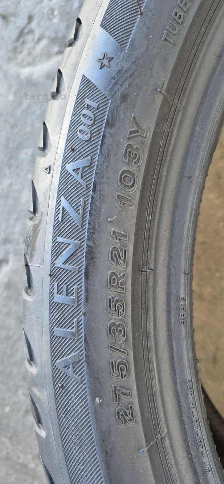 4 anvelope vara runflat Bridgestone 275/35/21.Pretul este pe bucata 5