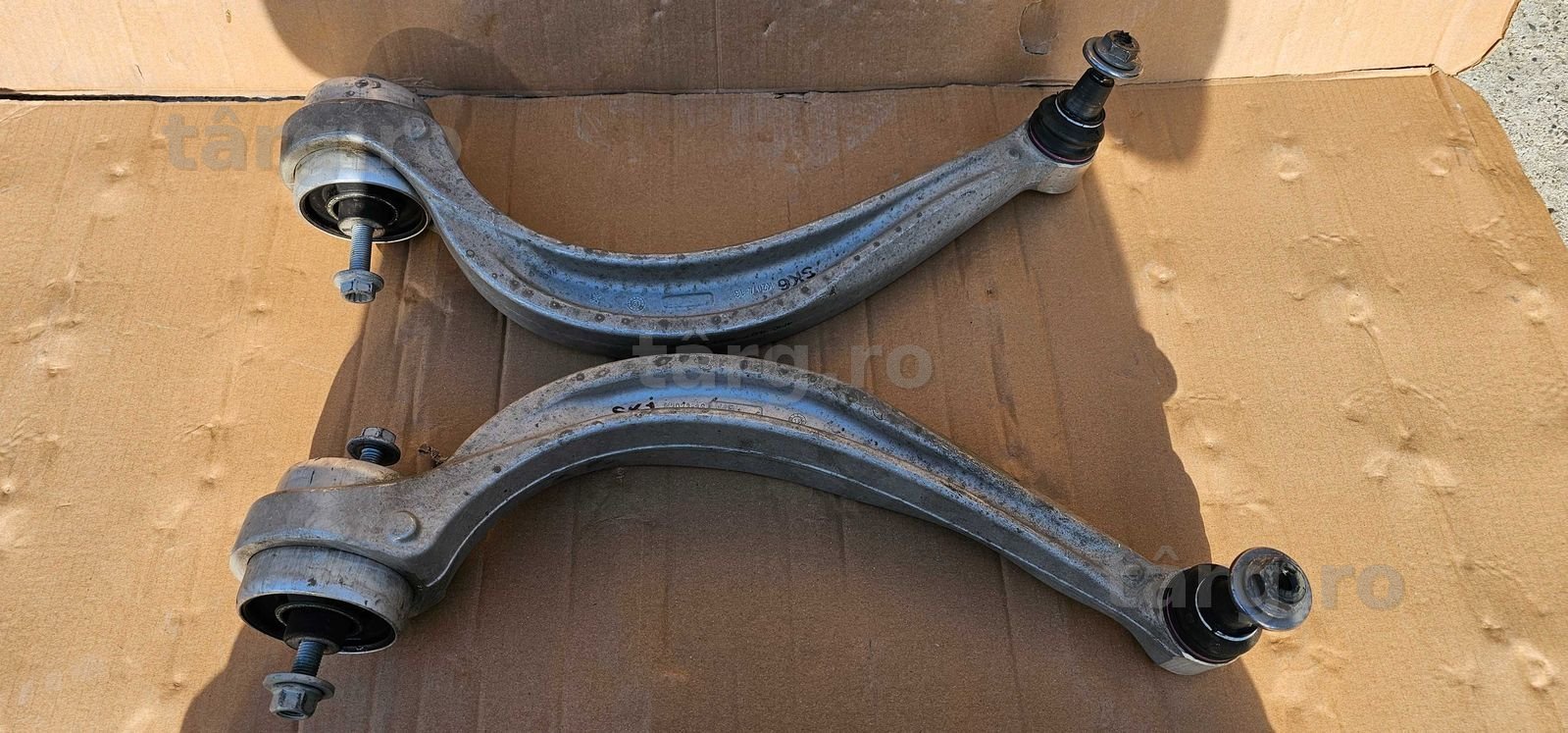 Brat / Bascula stanga / dreapta fata Audi Q7 4M / Q8 / Vw Touareg 3 CR