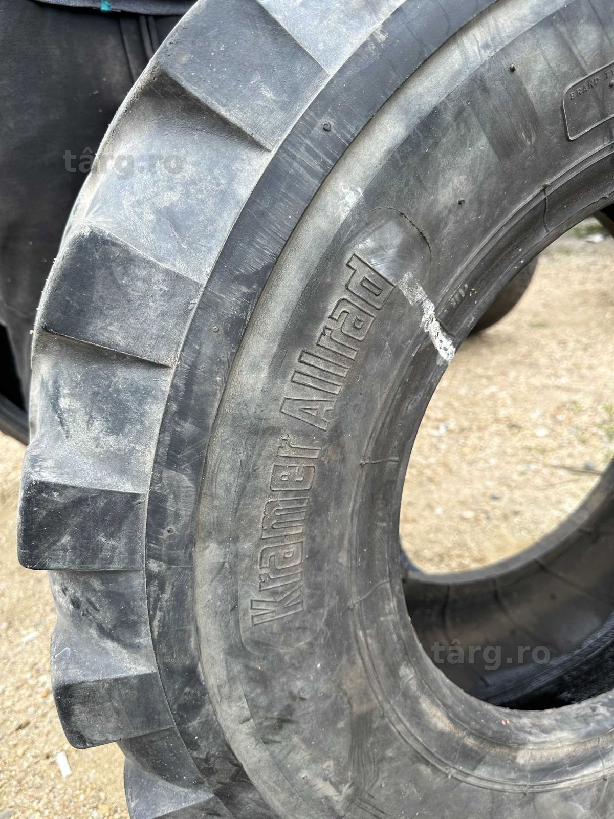 Cauciuc 12.5 r18 3