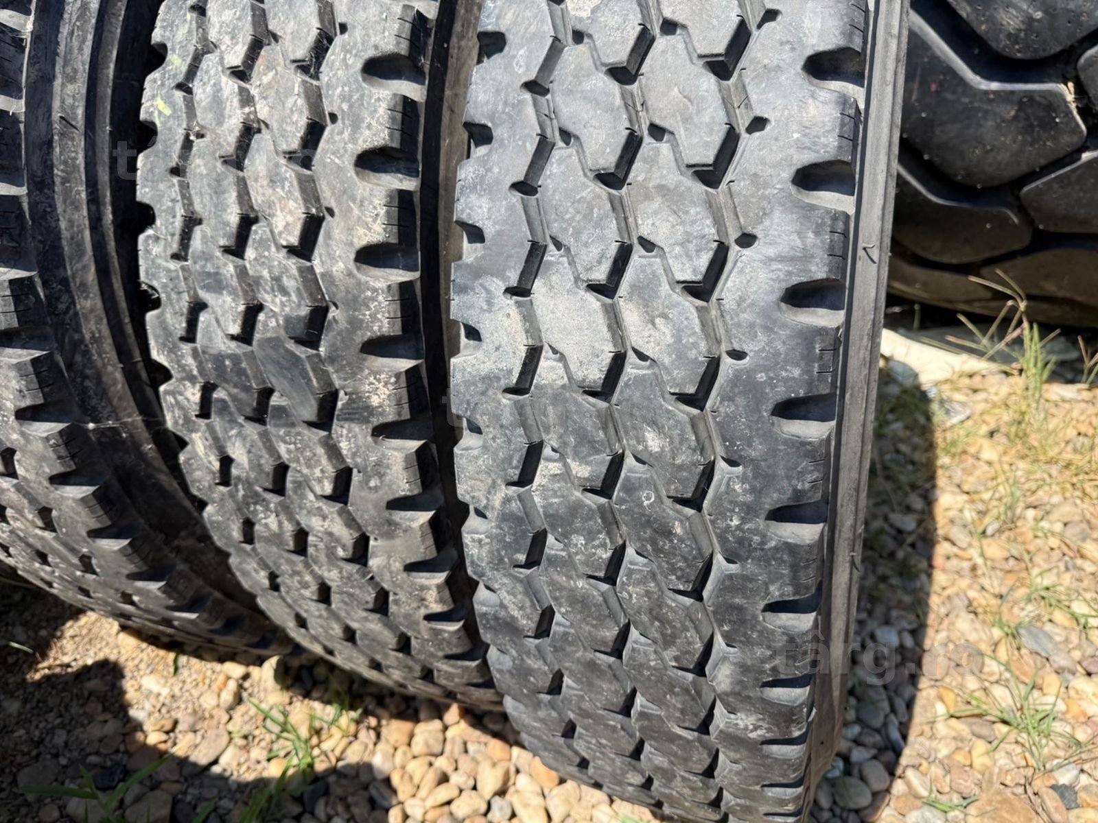 10r22,5 Bridgestone 2