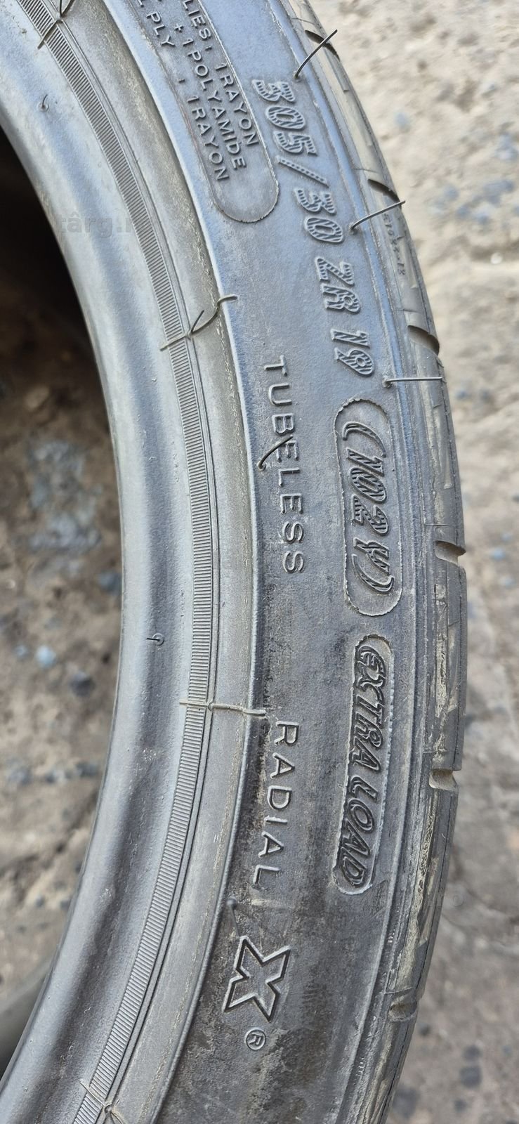 2 anvelope vara Michelin 305/30/19.Pretul este pe bucata. 5