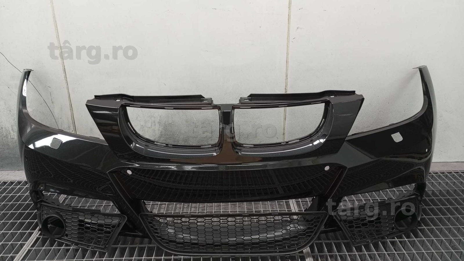 Bara Fata BMW E90 An 2005-2008 Aspect M (475 (Negru))