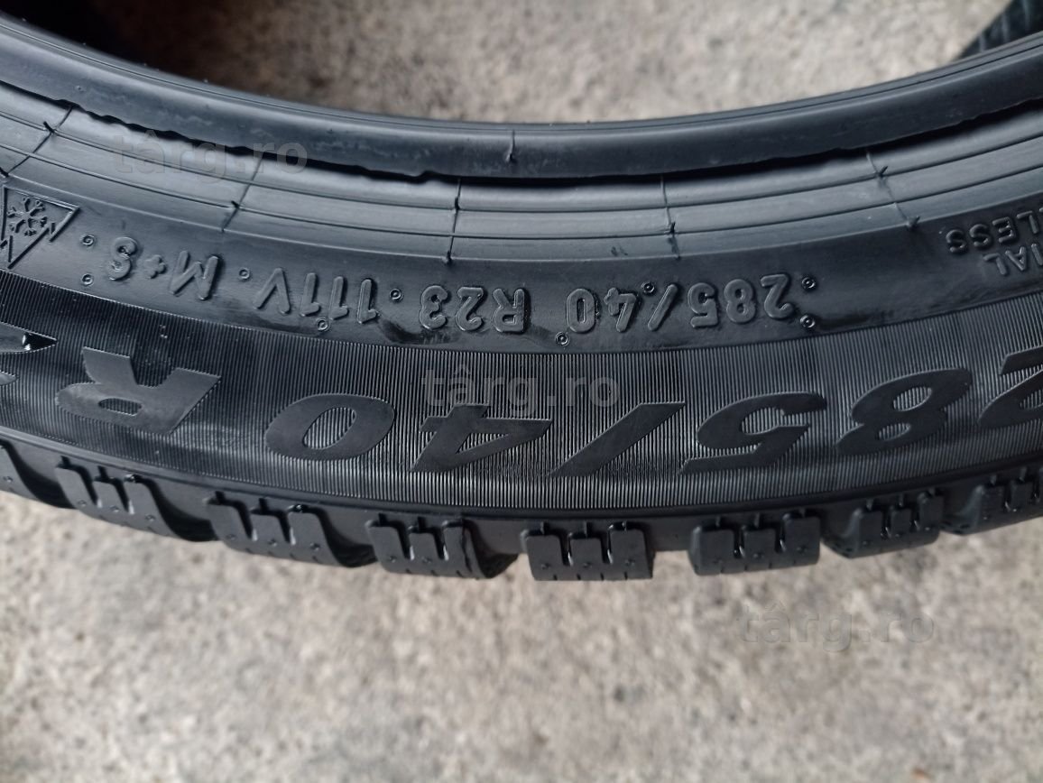 O anvelopa de iarna ca si noua Pirelli 285/40 R23 dot 4824 4