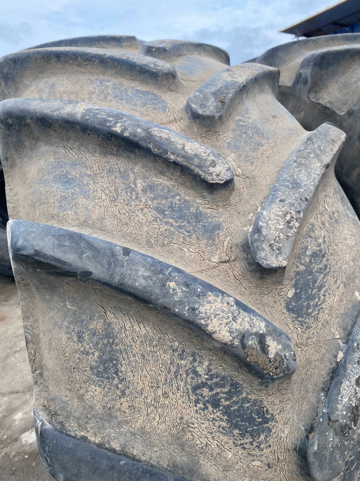 600,65 R34  Michelin -anvelope sh 4
