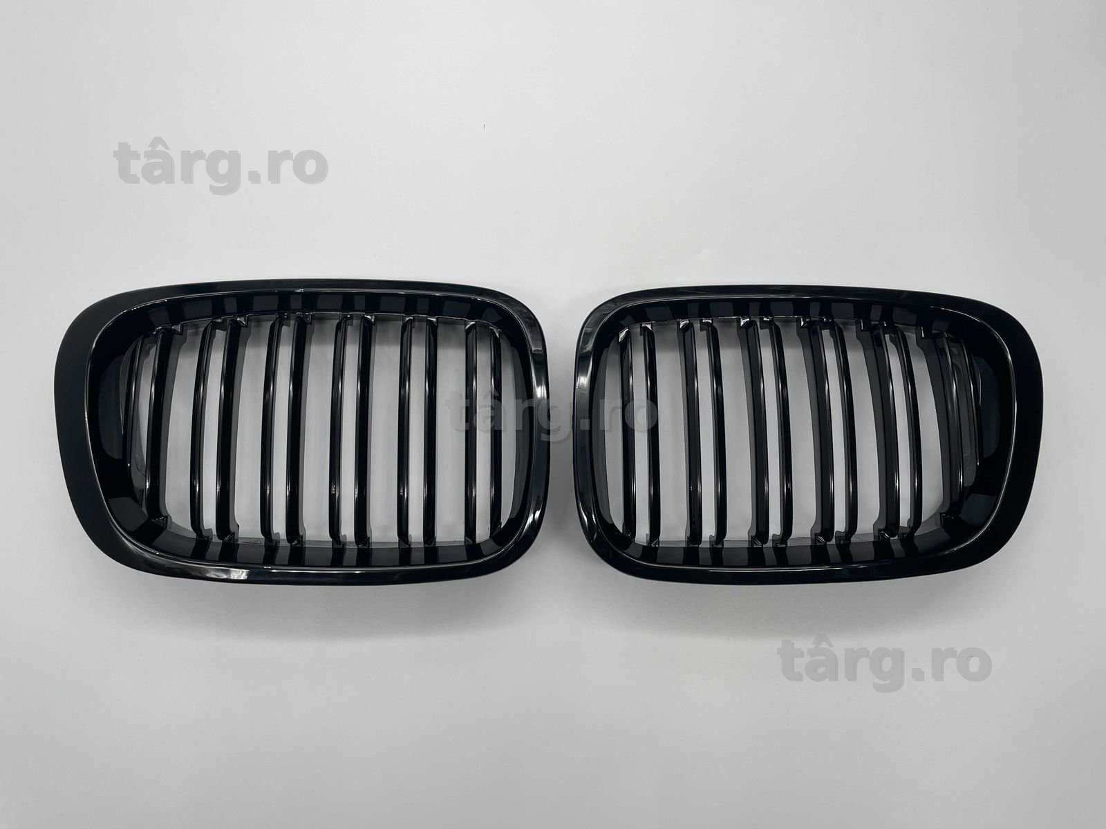 Grila dubla neagra compatibila BMW E46 Seria 3
