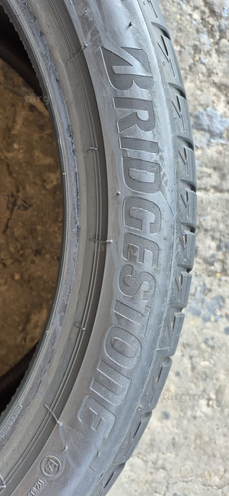 2 anvelope vara Bridgestone 285/35/20,dot 2022.Pretul este pe bucata. 3