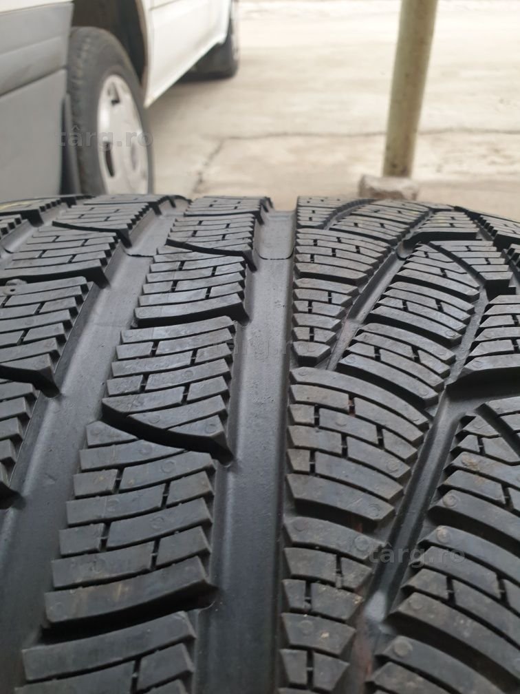 2 anvelope de iarna CA SI NOI PIRELLI dot2019 295/30/20 2