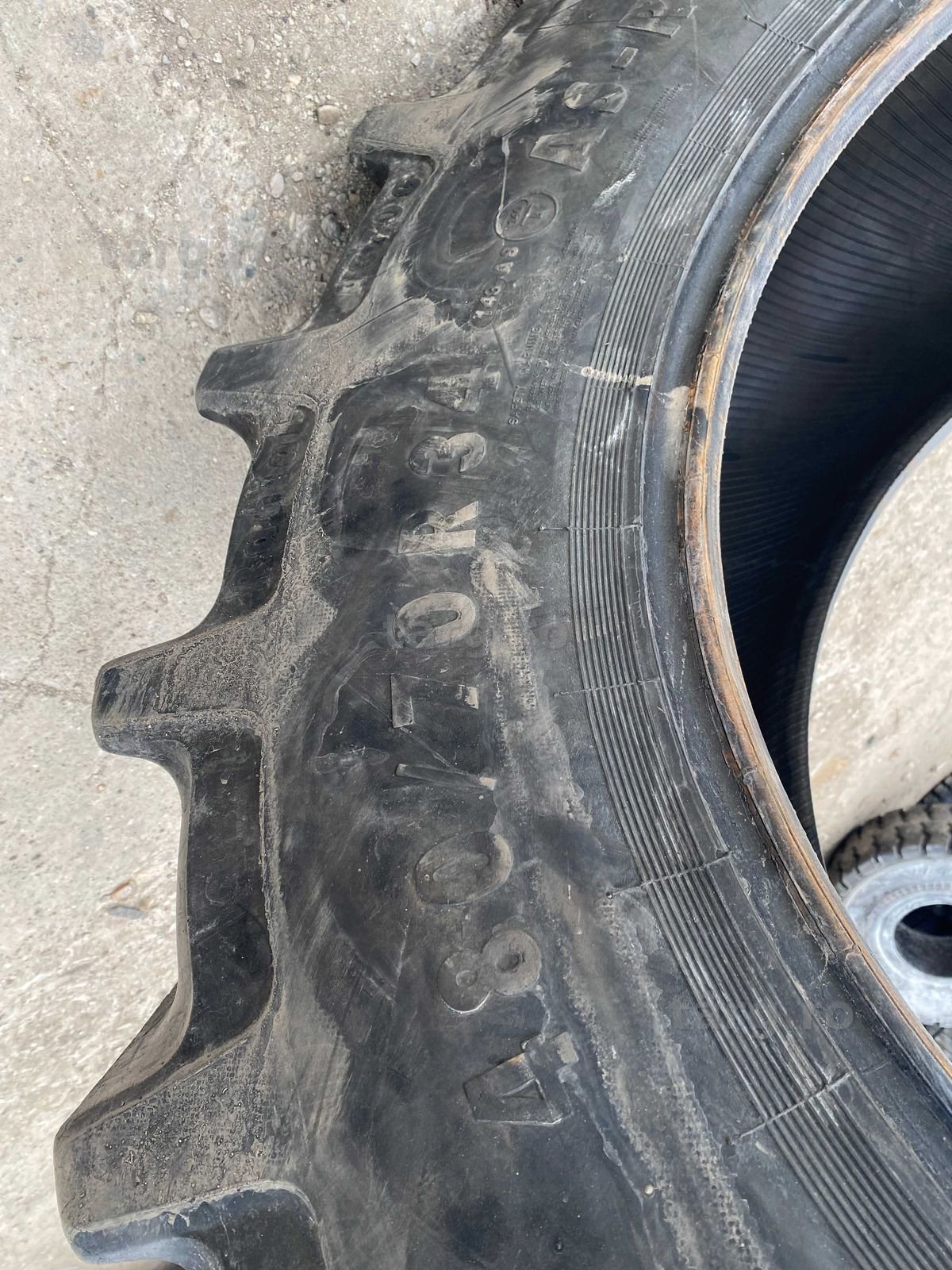 Anvelopa 480.70 R34 Continental 2