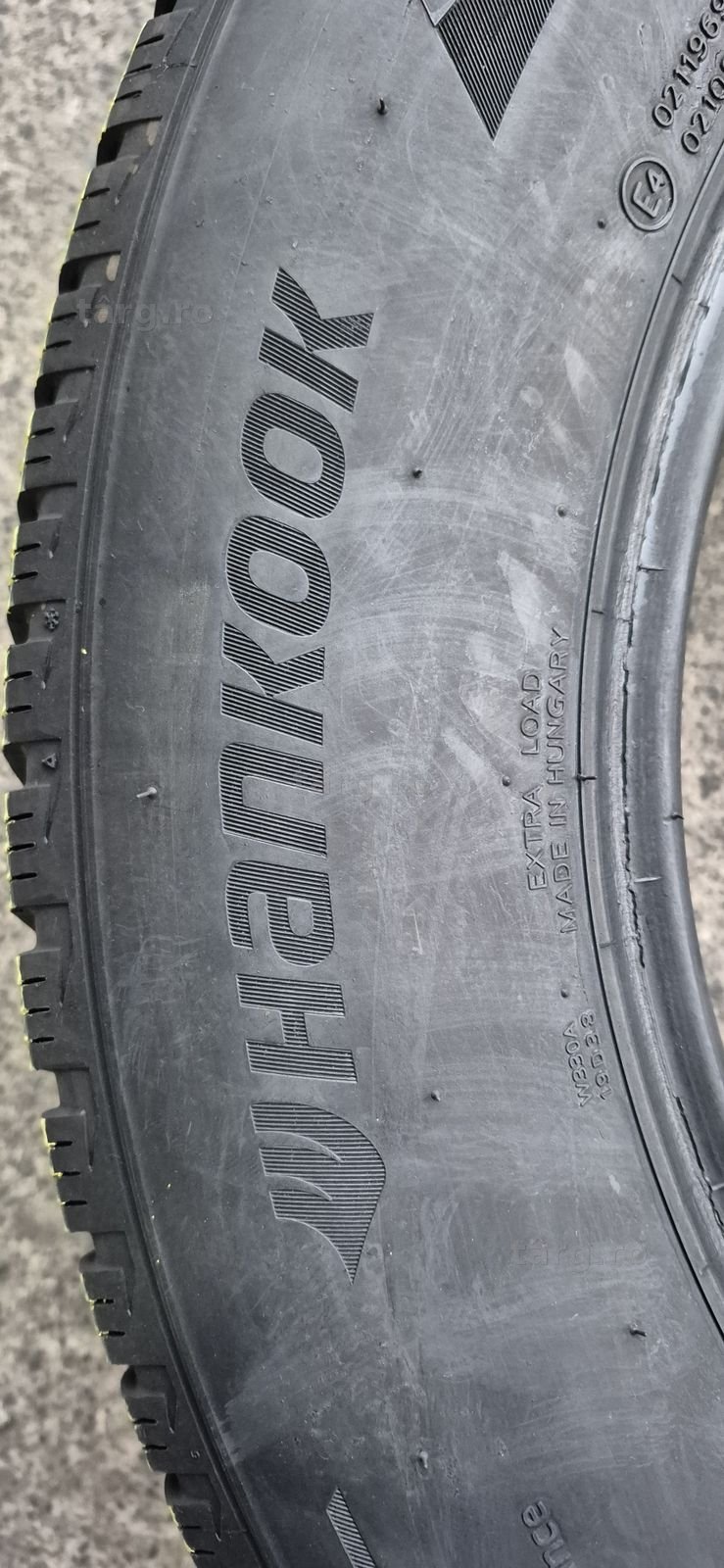 2 anvelope iarna Hankook 235/65/18,dot 2021.Pretul este pe bucata 3