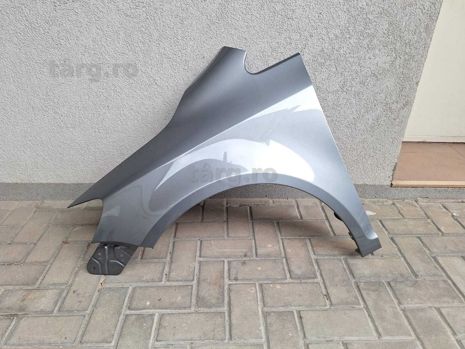 Aripa Fata Stanga VW Golf 5 V Plus 2005-2009 Vopsita Gri