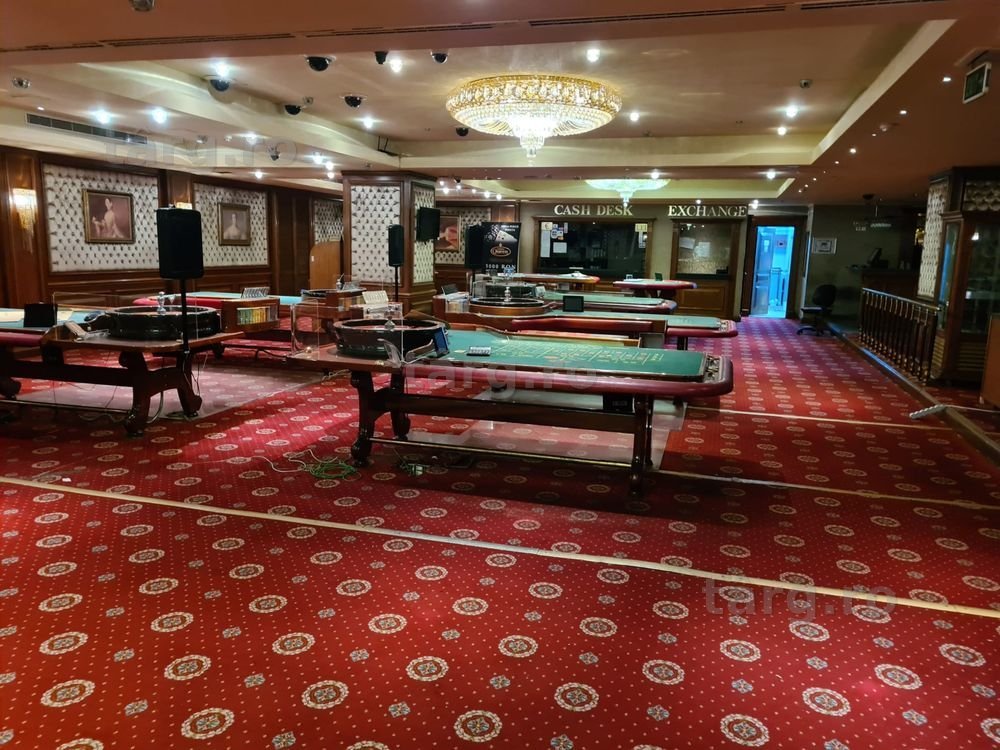 Vand cazinou complet mese rulete mese poker fise CustomTables.eu stoc