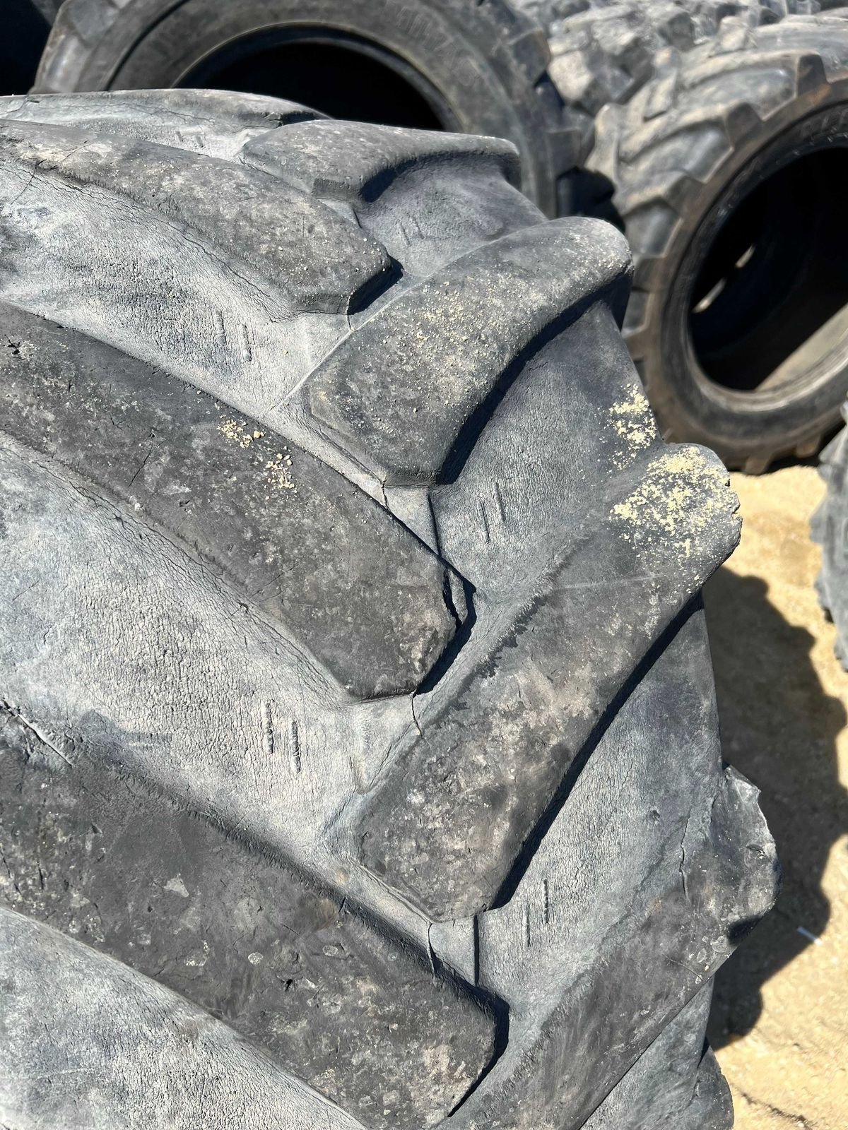 Anvelope sh 405.70 R20 BKT 5