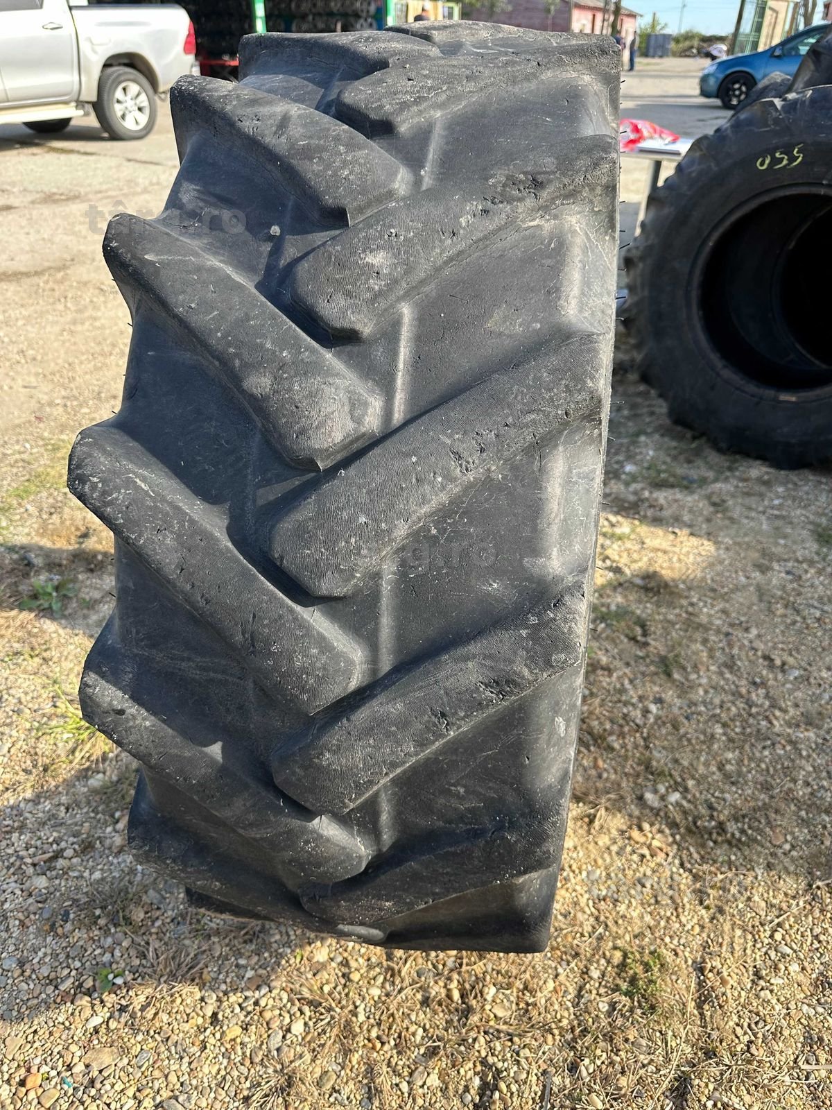 Anvelopa 405.70 R24