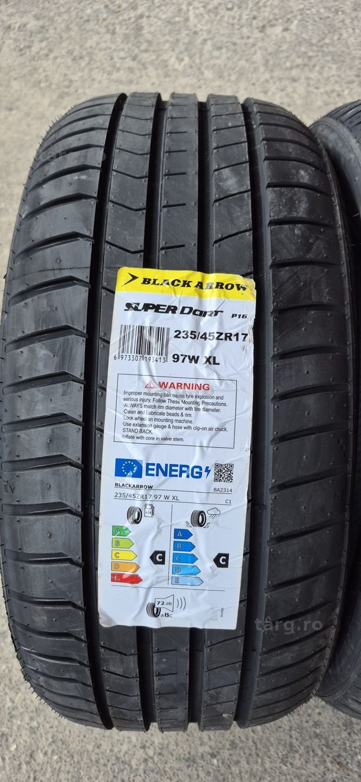 4 anvelope vara noi Blackarrow 235/45/17,dot 2025.Pretul este pe buc. 3