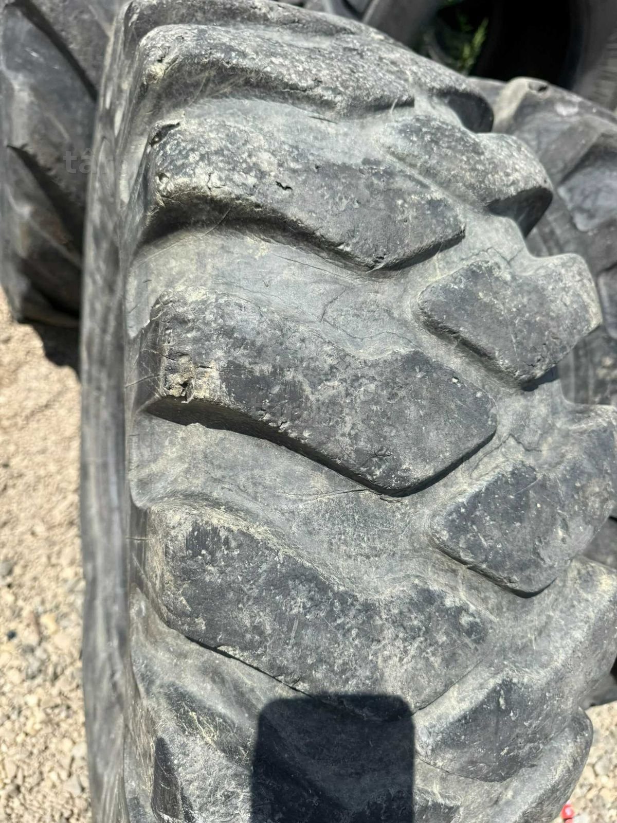 Cauciuc 12.5 r18 Continental 4